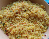 A picture of step 3 of Kanda poha.