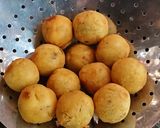 Foto langkah ke 5 dari resep Bola-bola Ubi.