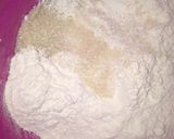 Foto langkah ke 1 dari resep Roti Sobek.