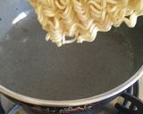 A picture of step 7 of -e- Laccha maggi gravy paneer masala.