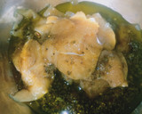 Foto del paso 4 de la receta: Pollo macerado y rebozado 💪💪