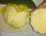 Hình bước làm 5 của món Xôi Xéo Bằng Lò Vi Sóng