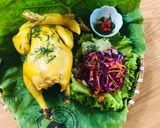 Hình bước làm 3 của món Gà ủ muối hoa tiêu