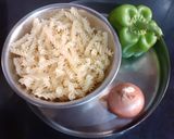 A picture of step 1 of Cheesey pasta fusilli.