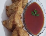A picture of step 10 of Aloo(potato) samosa.
