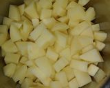 आलू की सुखी सब्जी (Aloo ki sukhi sabji recipe in Hindi) रेसिपी चरण 1 फोटो