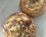 Foto del paso 12 de la receta: Rollitos de hojaldre con tres quesos y pera