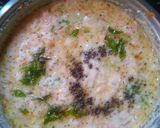 A picture of step 3 of Uttapam.