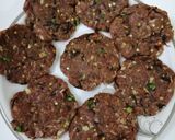 A picture of step 2 of Tawa kabab.