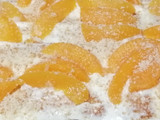 Postre de durazno vainillas y crema