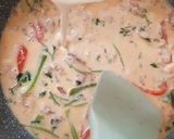 Foto langkah ke 5 dari resep Mix seafood soup.