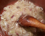 Foto del paso 9 de la receta: Pollo en salsa de ajos con patatas fritas