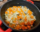 Foto del paso 3 de la receta: Lomo empanado a la jardinera