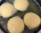 Foto langkah ke 5 dari resep Bomboline Empuk lembut.