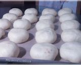 Foto langkah ke 1 dari resep Roti Pia aka Bakpia Teflon.