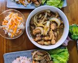 Foto langkah ke 5 dari resep Ayam Teriyaki dan Salad ala Hokben.