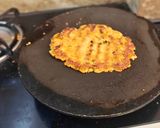 A picture of step 7 of Soya Flour Thalipeeth.