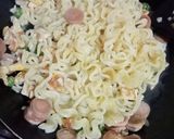 Foto langkah ke 3 dari resep Mie Instan Carbonara.