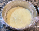 Foto del paso 4 de la receta: Pastel de nata relleno con crema y frutas confitadas