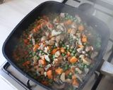 Sült oldalas zöldséges-gombás rizzsel recept fázis 4 fotója