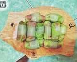 Hình bước làm 4 của món Canh bắp cải cuộn thịt bằm lòi ruột lòi phèo :))