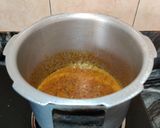 A picture of step 4 of Drumstick aloo curry.