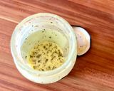 Foto del passaggio 6 della ricetta 239 • Salsa con senape, limone e origano per condire insalata o altro