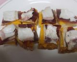 Foto del paso 3 de la receta: Pan de molde untado de mayonesa de zanahoria con embutidos variados