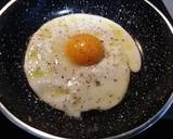 Foto del paso 8 de la receta Sándwich con queso/jamón y corazón de huevo jugoso