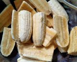 Foto langkah ke 1 dari resep Nugget pisang homemade.