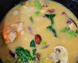 Foto del paso 6 de la receta: Judías blancas, langostinos en curry verde