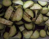 Foto langkah ke 1 dari resep Terong sosis balado.