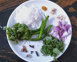 A picture of step 1 of Vegetable Pulav.