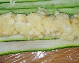Foto del paso 6 de la receta: Canelón XXL de calabacín relleno de patata, rape y gambas langostineras
