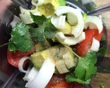 Foto del paso 2 de la receta: Guacamole casero sin gluten
