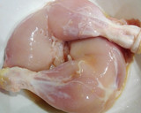 Foto del paso 1 de la receta: Pollo rebozado al limón