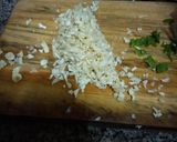 Foto langkah ke 3 dari resep Garlic Butter Spaghetti.