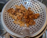 Foto langkah ke 2 dari resep Tumis Kuping Babi dan Buncis.