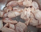Foto del paso 2 de la receta: Sopa de pollo y coco