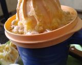 A picture of step 2 of Homemade orange juice.