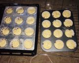 A picture of step 2 of Eid cup cakes.