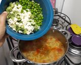 Foto do passo 3 de Sopa de Legumes Com Linguiça