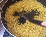 Foto del paso 9 de la receta: Fideos con chocos y langostinos