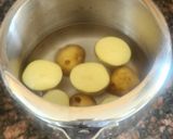 A picture of step 1 of Aloo methi stuffed paratha.