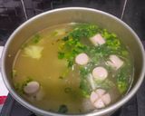 Foto langkah ke 6 dari resep 24. Sup Ayam Bening, Tanpa Bumbu Ulek.