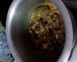 A picture of step 3 of Mutton pulav.