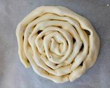 A picture of step 5 of Cheese and tomato spiral.