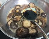 A picture of step 6 of Braised Shiitake Mushrooms In Oyster Sauce.