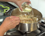 Foto del paso 4 de la receta: Redondo de ternera a las dos salsas