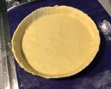 Une image de l'étape 2 de Maxi tarte fine poires, amandes et vanille.